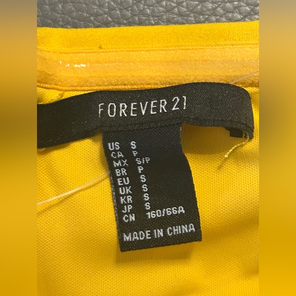 Forever 21 Yellow Strapless Romper with Belt. NWOT. - Picture 4 of 6